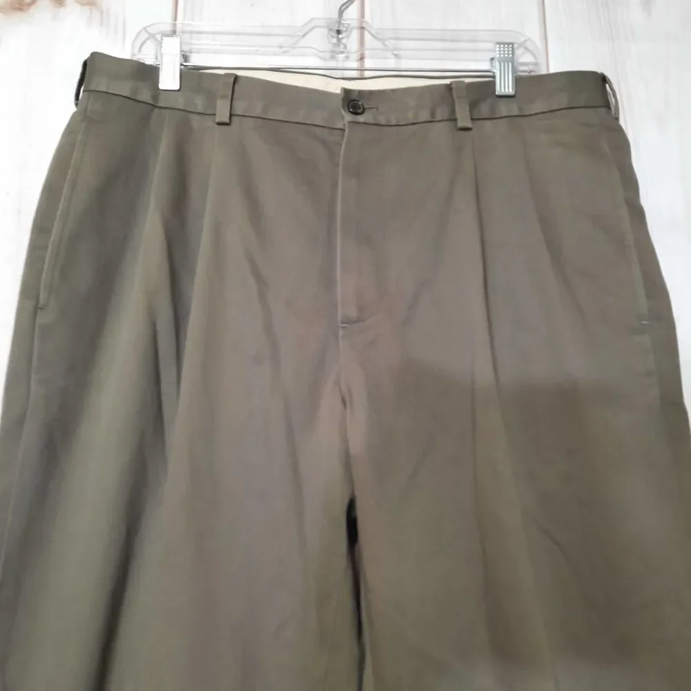 Brooks Brothers Advantage Chino Elliot Pleated Pants Men 36x30 Olive‎ Brown